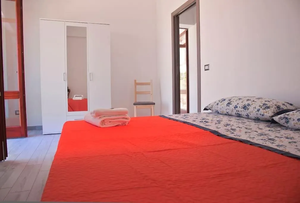 Casa Basilio Con Bellissima Terrazza Vista Isole Daire Lipari  İtalya